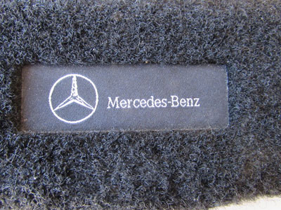 Mercedes CD Changer Cover3